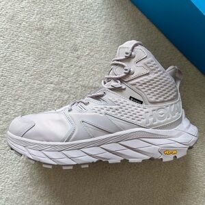 NWT - Hoka Anacapa Mid GTX